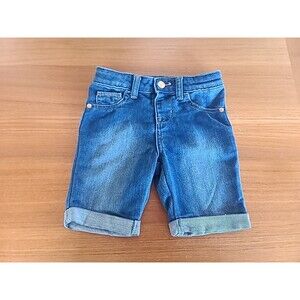 Cat And Jack Girls Size 6/6X Bermuda Shorts Used